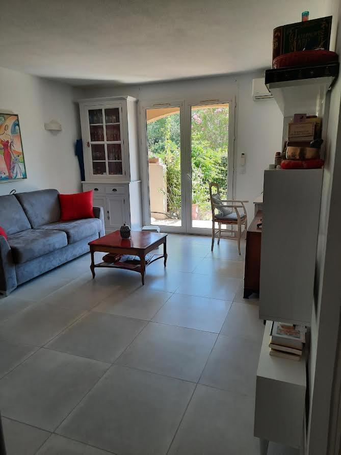 Fréjus Rez De Jardin Zen, 50 M2, Aux Portes De L Esterel Et Proche Mer, Parking Gratuit מראה חיצוני תמונה